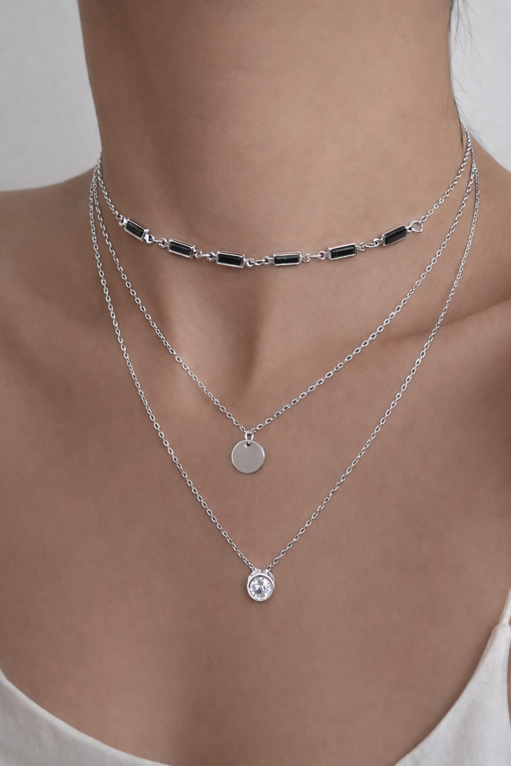Noir Minimal Layered Necklace