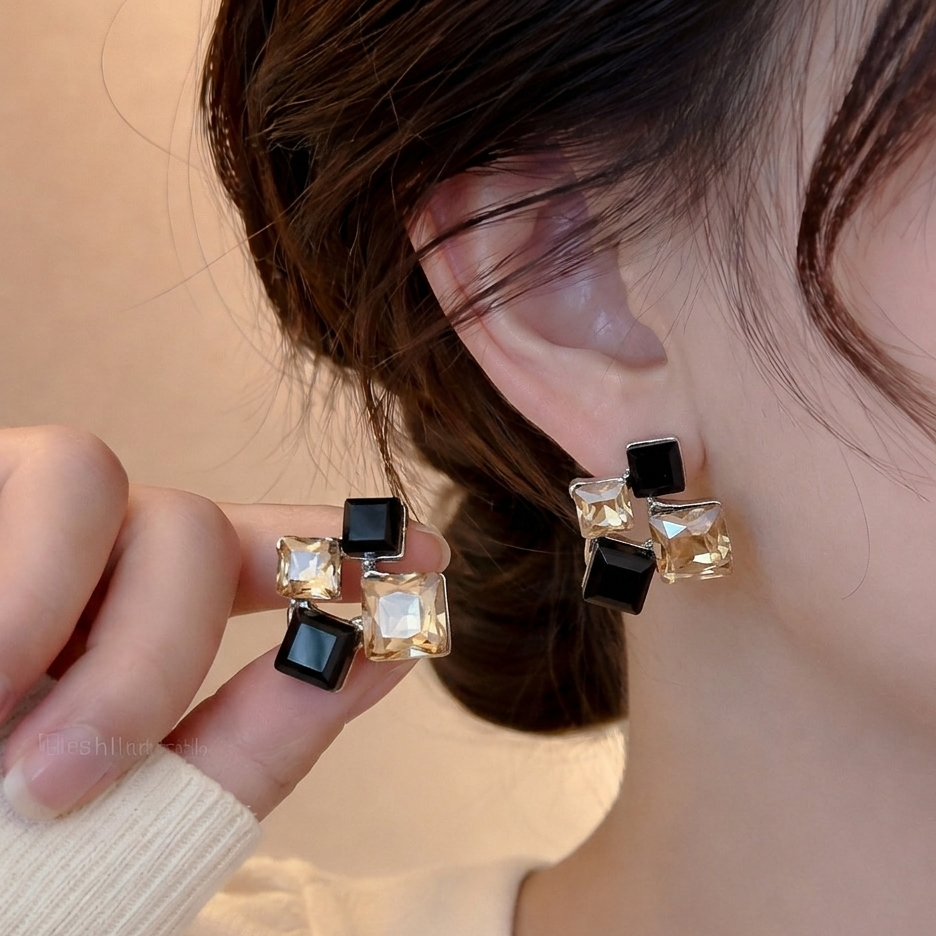 Golden Noir Prism Earrings