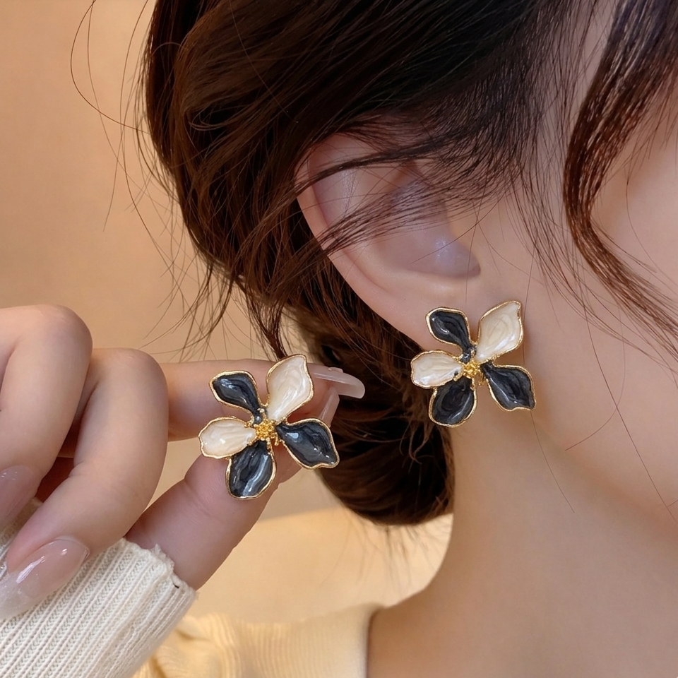 Midnight Ivory Bloom Earrings